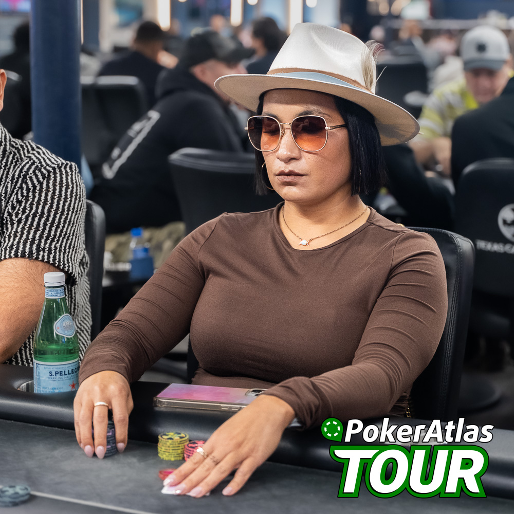 P1139347